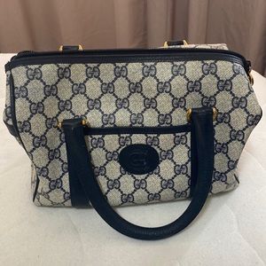 Vintage Gucci purse matching change purse